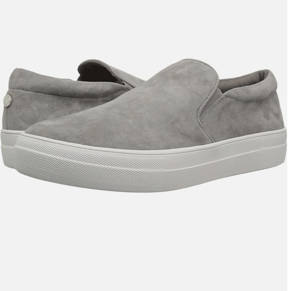 NWT Steve Madden Gills